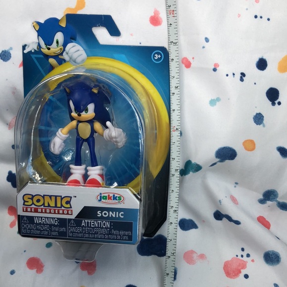 NIP - Sonic The Hedgehog Collectible Figure - Picture 3 of 3